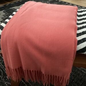 William Sonoma 100% cashmere